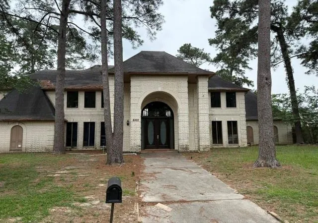 Photo 2 of Single family home for sale at 8007 Northbridge Cir, Spring, TX 77379 | MLS# 90192281 | Listing updated on 2026-07-21