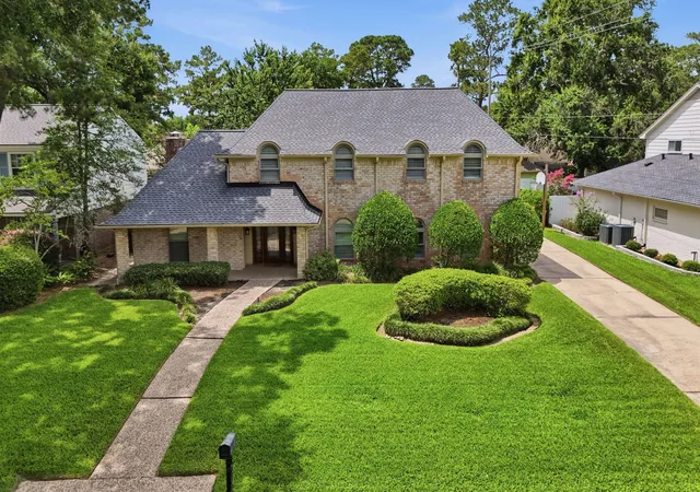 Homes for sale in Houston, TX | 5306 Dana Leigh Dr, Houston, TX 77066 | MLS# 74058735