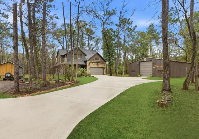 Photo 4 of Single family home for sale at 1480 Traylor Rd, Conroe, TX 77304 | MLS# 65289118 | Listing updated on 2026-08-08