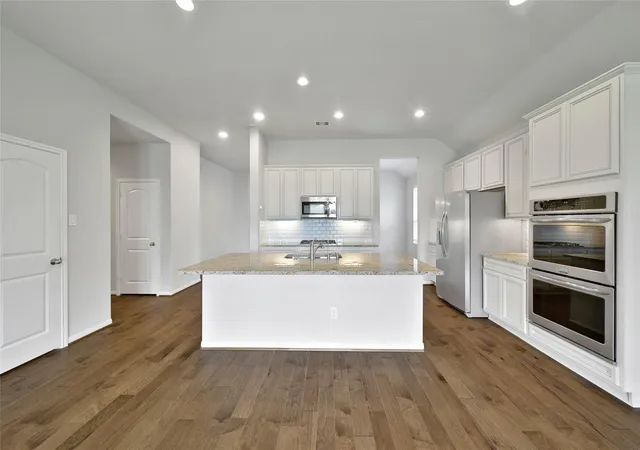Photo 4 of Sale Pending at 15423 Hopkins Cedar Dr, Humble, TX 77346 | MLS# 67465816 | Listing updated on 2026-10-09