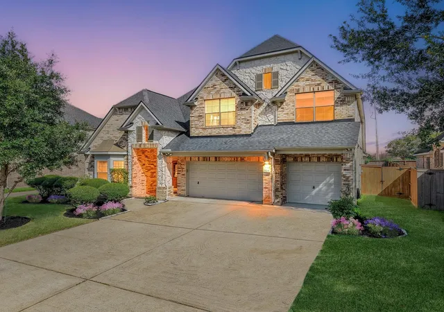 2nd image of 2814 Keagan Falls Dr, Manvel, TX 77578 | MLS# 18352721