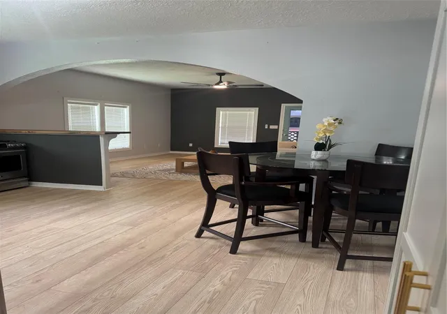 1st image of 125 N Shirley St, Alvin, TX 77511 | MLS# 95039523