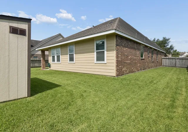 26th image of 2148 Colonial St, Alvin, TX 77511 | MLS# 37849594