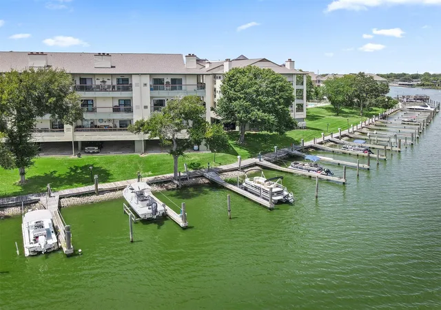 1st image of 18809 Egret Bay Blvd #214, Houston, TX 77058 | MLS# 95313924