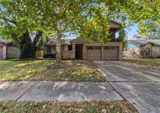 Photo 1 of Single family home for sale at 10702 Sagewillow Ln, Houston, TX 77089 | MLS# 5769610 | Listing updated on 2026-09-19