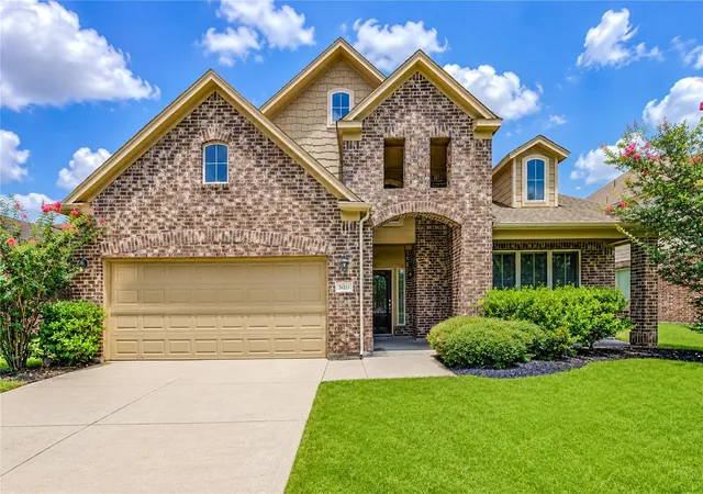 Photo 1 of Single family home for sale at 24511 Stratton Crk Dr, Spring, TX 77373 | MLS# 35250600 | Listing updated on 2026-09-22