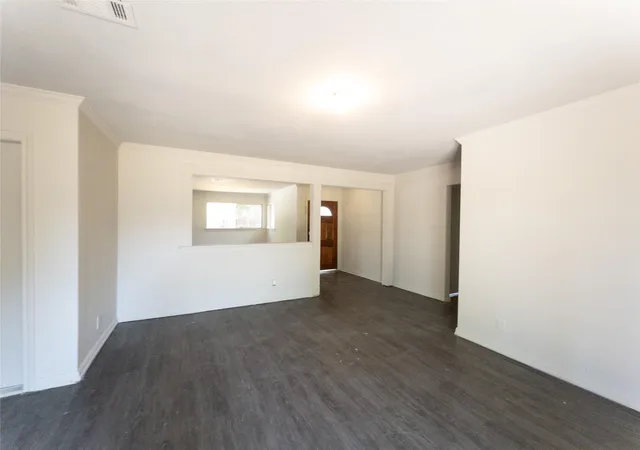 Photo 3 of Single family home for sale at 814 Eastlake St, Houston, TX 77034 | MLS# 92328746 | Listing updated on 2026-07-02
