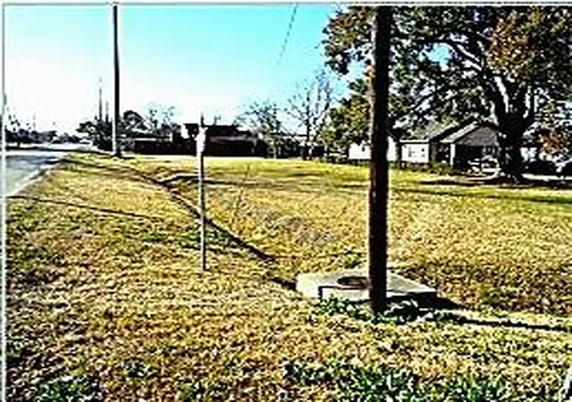 Photo 3 of Land for sale at 0 Magnolia, Houston, TX 77012 | MLS# 65543655 | Listing updated on 2026-08-12