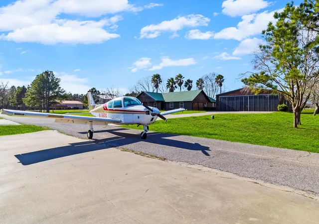 Photo 1 of Single family home for sale at 165 Taxiway Dr, Livingston, TX 77351 | MLS# 95705609 | Listing updated on 2026-09-03