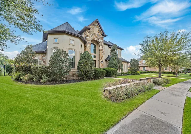 Photo 2 of Single family home for sale at 17515 W Bremonds Bnd Ct, Cypress, TX 77433 | MLS# 93461947 | Listing updated on 2026-09-07