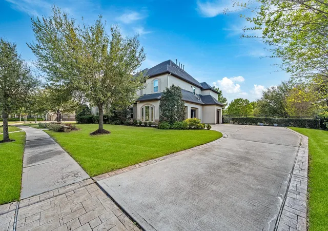 Photo 2 of Single family home for sale at 17515 W Bremonds Bnd Ct, Cypress, TX 77433 | MLS# 93461947 | Listing updated on 2026-09-07