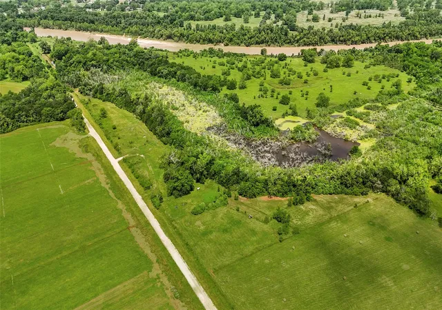 2nd image of 0000 House Rd Tracts 4 And 5 Rd, Brookshire, TX 77423 | MLS# 2290247
