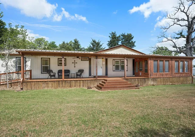 Homes for sale in Somerville, TX | 412 Leaning Oak Ln, Somerville, TX 77879 | MLS# 74980606