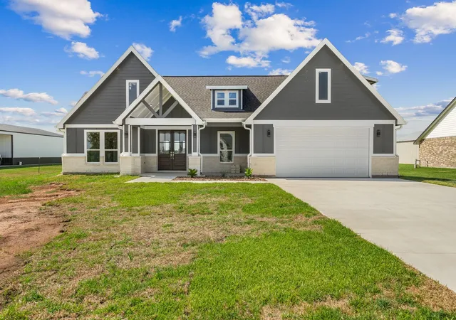 Photo 1 of Single family home for sale at 850 Longhorn Trl, Angleton, TX 77515 | MLS# 38978170 | Listing updated on 2026-08-30