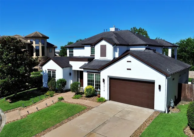 Photo 2 of Sale Pending at 2014 Split Branch Ct, Houston, TX 77077 | MLS# 29174463 | Listing updated on 2026-09-10