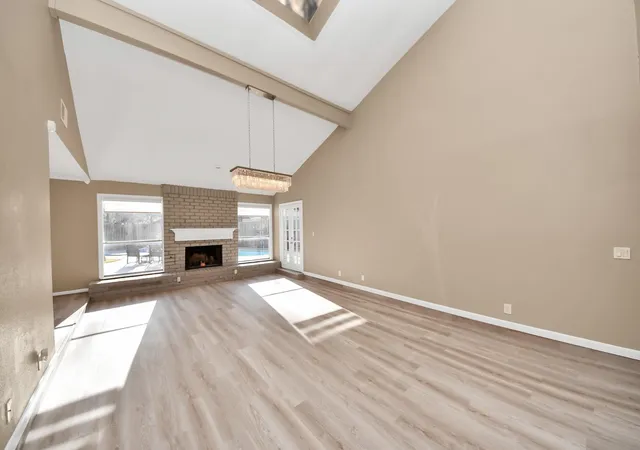 5th image of 1710 Wildwood Ln, Richmond, TX 77406 | MLS# 48956598