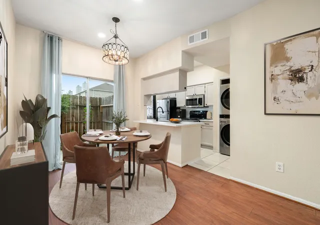 3rd image of 7575 Cambridge St #1604, Houston, TX 77054 | MLS# 2296021
