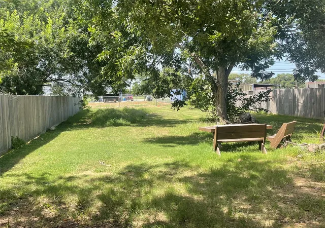 Homes for sale in Palacios, TX | 1104 Rorem Ave, Palacios, TX 77465 | MLS# 91915931
