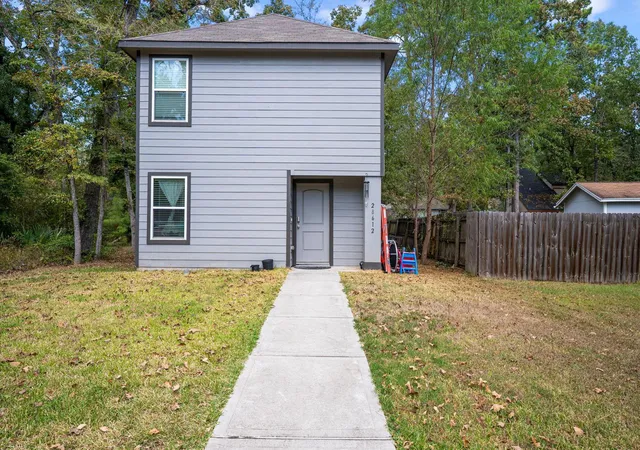 3rd image of 28612 Rantoul Ct, Huntsville, TX 77320 | MLS# 55035195