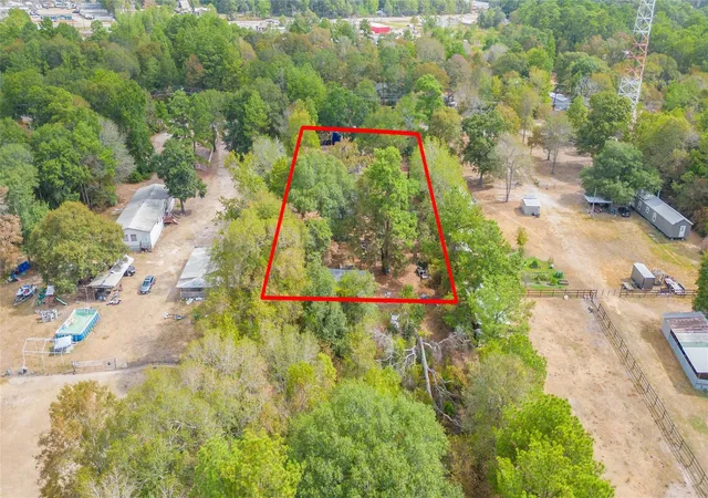 Photo 2 of Single family home for sale at 17258 Old Hwy 105 E, Conroe, TX 77306 | MLS# 93428676 | Listing updated on 2026-06-27