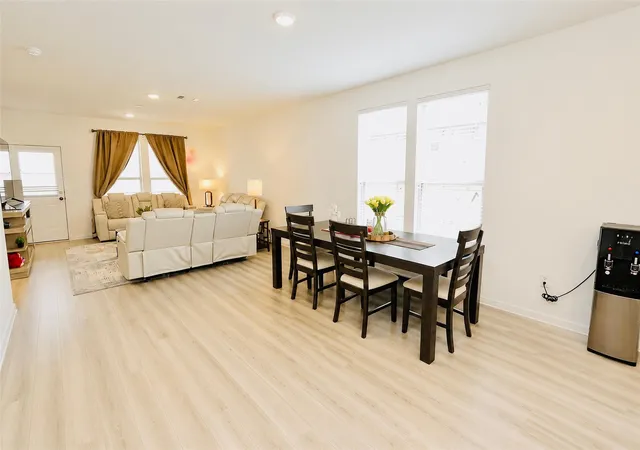 Photo 4 of Single family home for sale at 14463 Cedar Ledge Ln, Conroe, TX 77302 | MLS# 38919758 | Listing updated on 2026-08-03