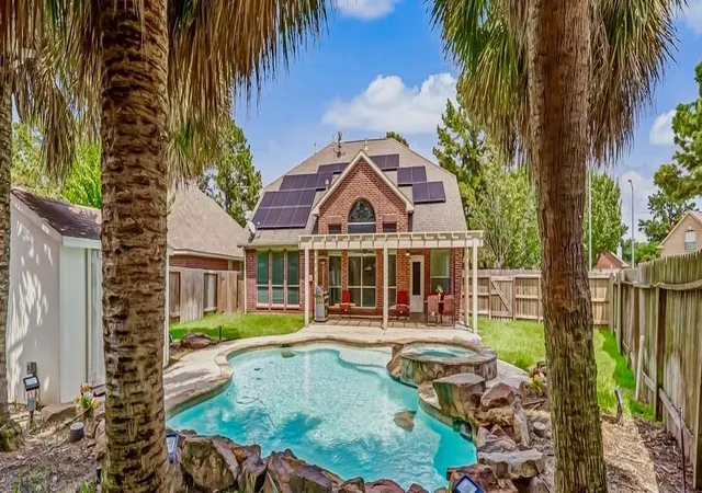 Photo 1 of Sale Pending at 7119 Bristol Ridge Dr, Houston, TX 77095 | MLS# 32144589 | Listing updated on 2026-09-14