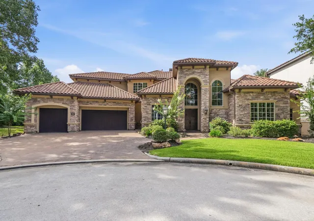 Photo 1 of Mansion for sale at 206 Bentwater Bay Dr, Montgomery, TX 77356 | MLS# 39473759 | Listing updated on 2026-08-15