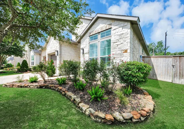 Photo 3 of Single family home for sale at 13202 James Ter Ln, Houston, TX 77059 | MLS# 92196566 | Listing updated on 2026-09-11