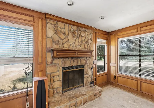 Photo 3 of Single family home for sale at 3447 Azalea St, Brenham, TX 77833 | MLS# 35009915 | Listing updated on 2026-09-10
