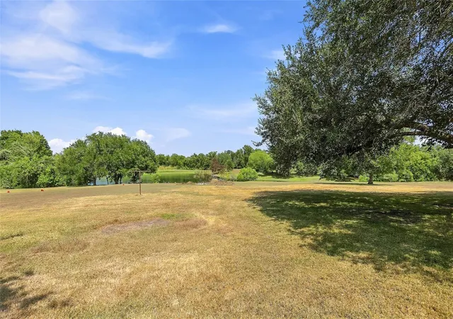 Photo 4 of Single family home for sale at 3447 Azalea St, Brenham, TX 77833 | MLS# 35009915 | Listing updated on 2026-09-10