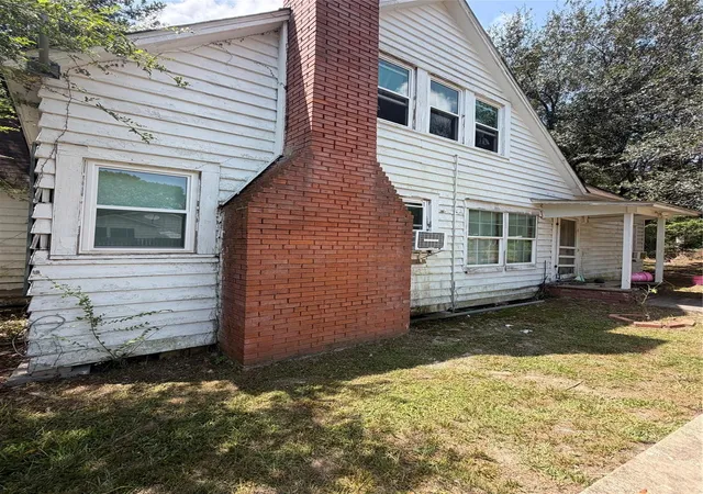 5th image of 209 Sutton St, Woodville, TX 75979 | MLS# 30471515