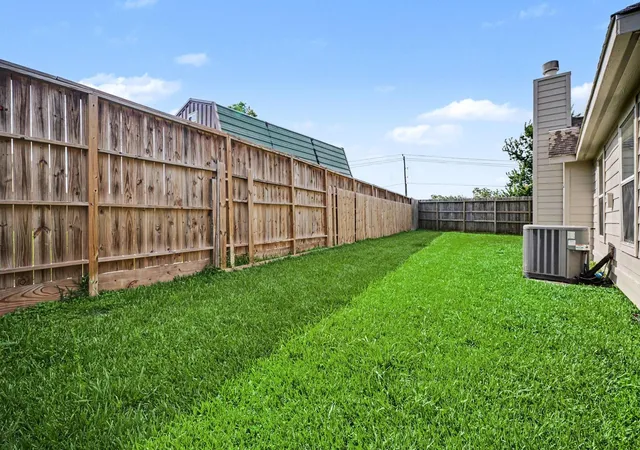 Homes for sale in Bacliff, TX | 5123 Chase Park Gate St, Bacliff, TX 77518 | MLS# 85564818