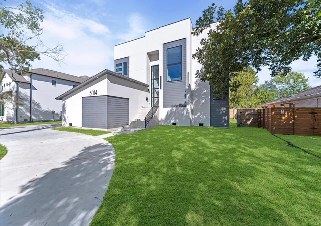 2nd image of 5014 N Braeswood Blvd, Houston, TX 77096 | MLS# 55702751