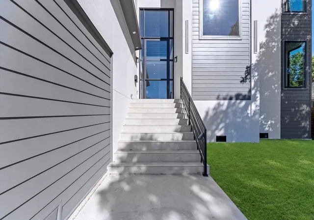 3rd image of 5014 N Braeswood Blvd, Houston, TX 77096 | MLS# 55702751
