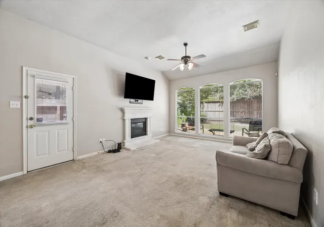 Photo 4 of Sale Pending at 7906 Sinfonia Dr, Houston, TX 77040 | MLS# 26331637 | Listing updated on 2026-09-03