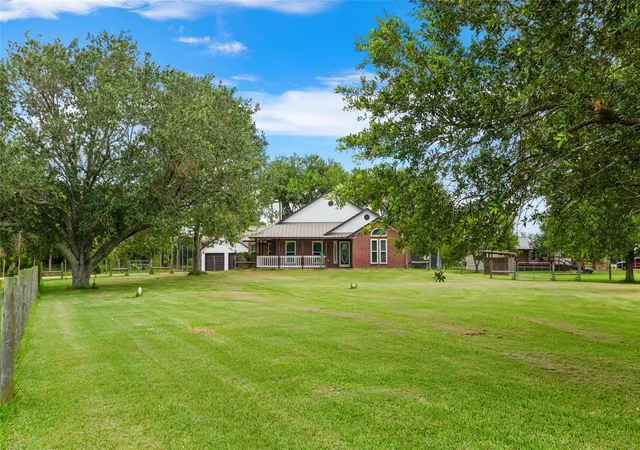 1st image of 7460 Commander Roland Dr, Hitchcock, TX 77563 | MLS# 21051439