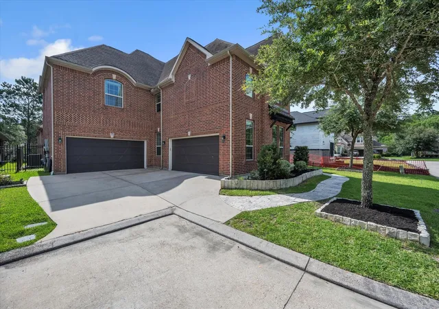 3rd image of 1206 Belgravia Wy, Kingwood, TX 77339 | MLS# 34843736