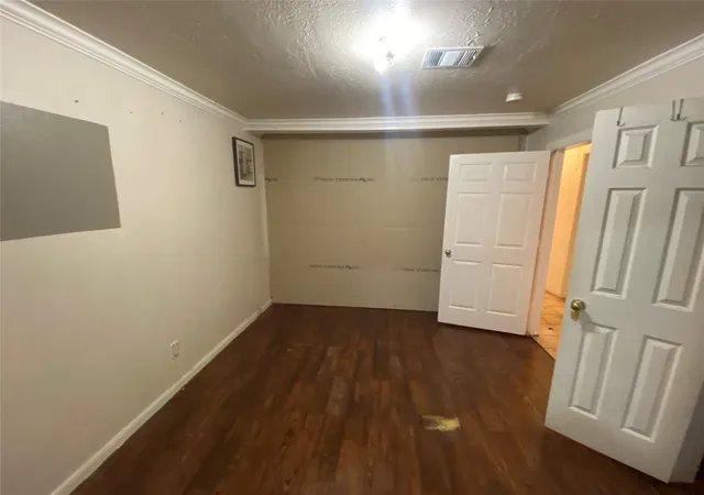 1st image of 3021 Brackenridge St, Houston, TX 77026 | MLS# 37061354