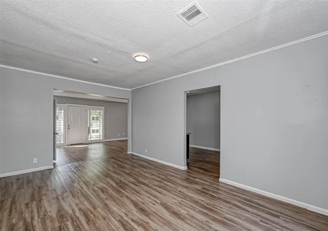 4th image of 4118 Sunflower St, Houston, TX 77051 | MLS# 89017006