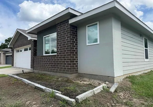 1st image of 345 Silver Bridge Ct, Bridge City, TX 77611 | MLS# 46717407