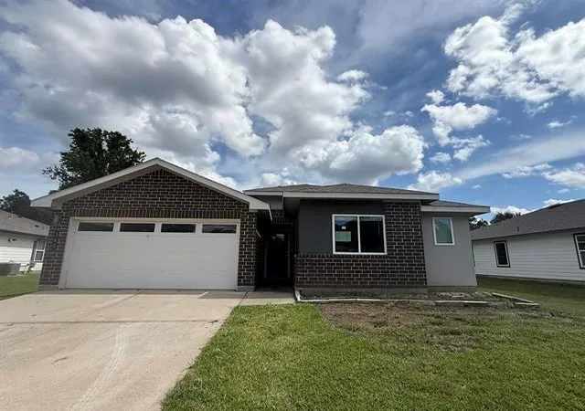 2nd image of 345 Silver Bridge Ct, Bridge City, TX 77611 | MLS# 46717407