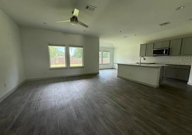 5th image of 345 Silver Bridge Ct, Bridge City, TX 77611 | MLS# 46717407
