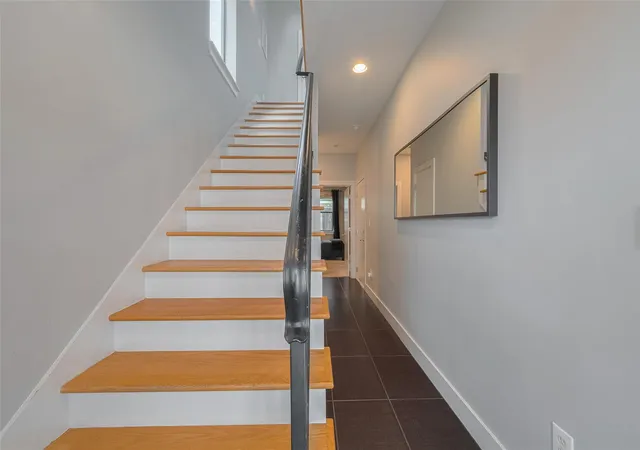 Photo 3 of Single family home for sale at 2115 Hadley St, Houston, TX 77003 | MLS# 67206013 | Listing updated on 2026-08-05