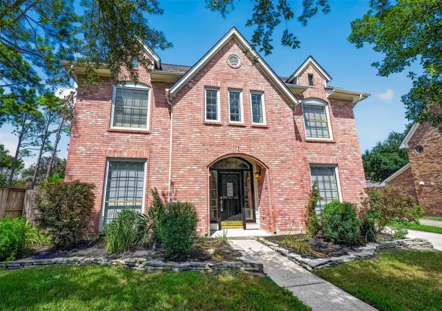Photo 3 of Single family home for sale at 14603 Dawn Vale Dr, Houston, TX 77062 | MLS# 62538891 | Listing updated on 2026-08-30
