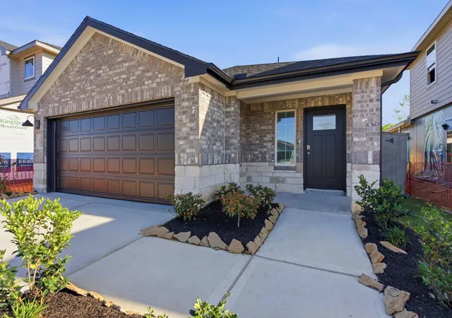1st image of 3405 Wild Mustang St, League City, TX 77511 | MLS# 19257723