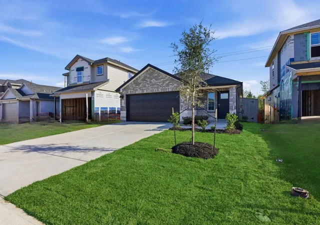 2nd image of 3405 Wild Mustang St, League City, TX 77511 | MLS# 19257723