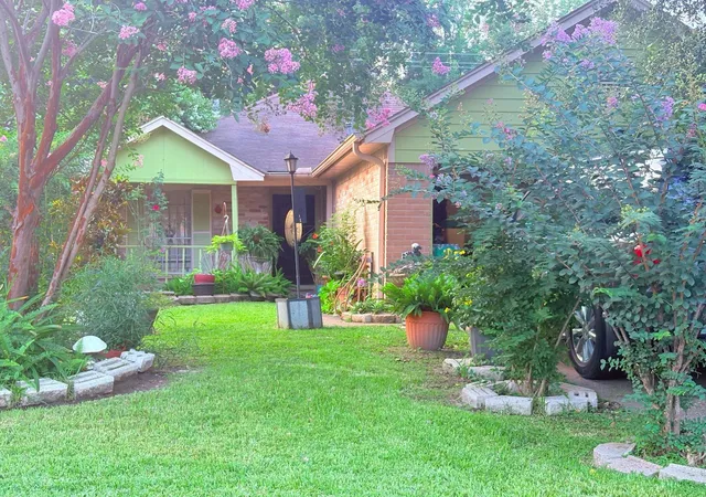 Photo 3 of Single family home for sale at 12943 Bamboo Forest Trl, Houston, TX 77044 | MLS# 83425961 | Listing updated on 2026-07-28