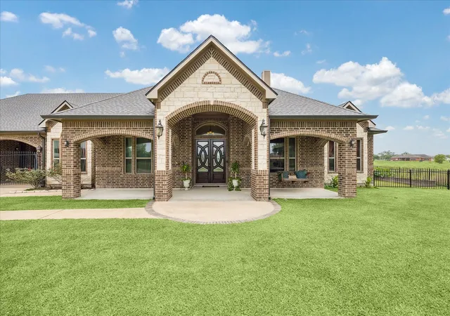 Homes for sale in Rosharon, TX | 527 Lily Lane, Rosharon, TX 77583 | MLS# 45405508