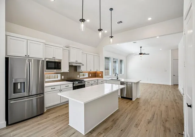 2nd image of 2415 Garden Arbor, Tomball, TX 77375 | MLS# 34065115