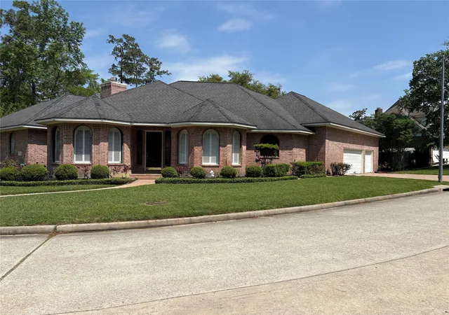 Homes for sale in Spring, TX | 24602 W Kingscrest Cir, Spring, TX 77389 | MLS# 67874127